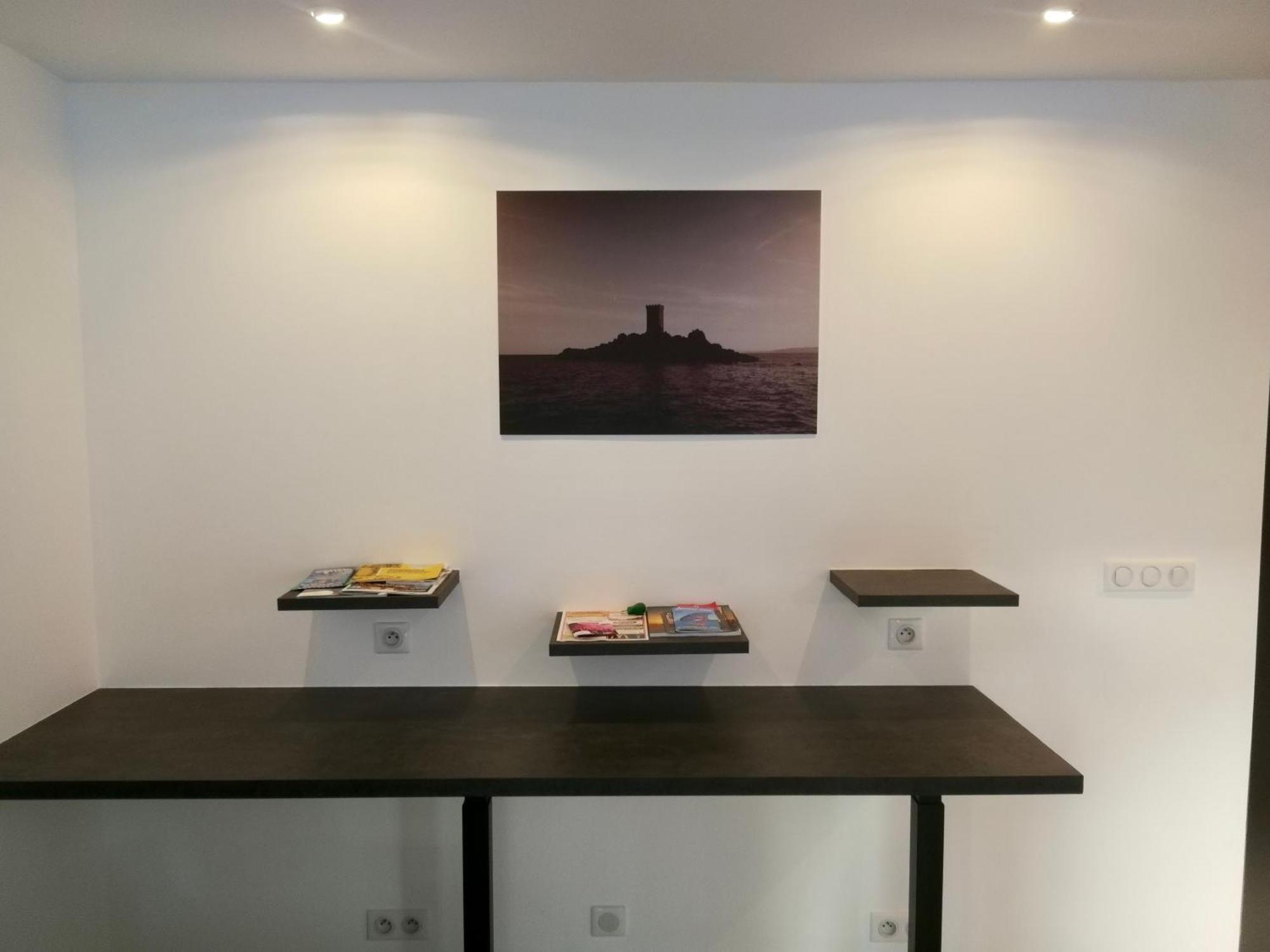 Grand Studio Standing Avec Terrasse Et Parking 생트막시메 외부 사진